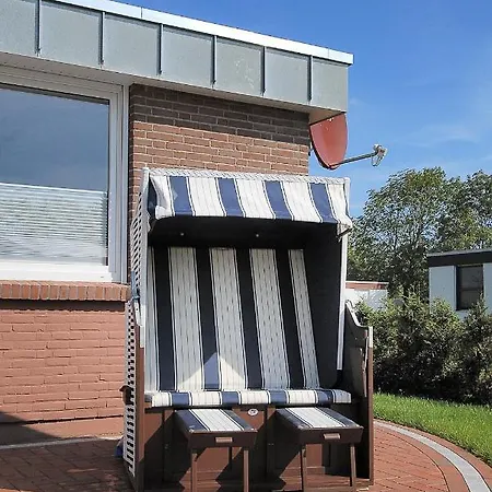 Ferienhaus Friesenkrone Casa de Férias *